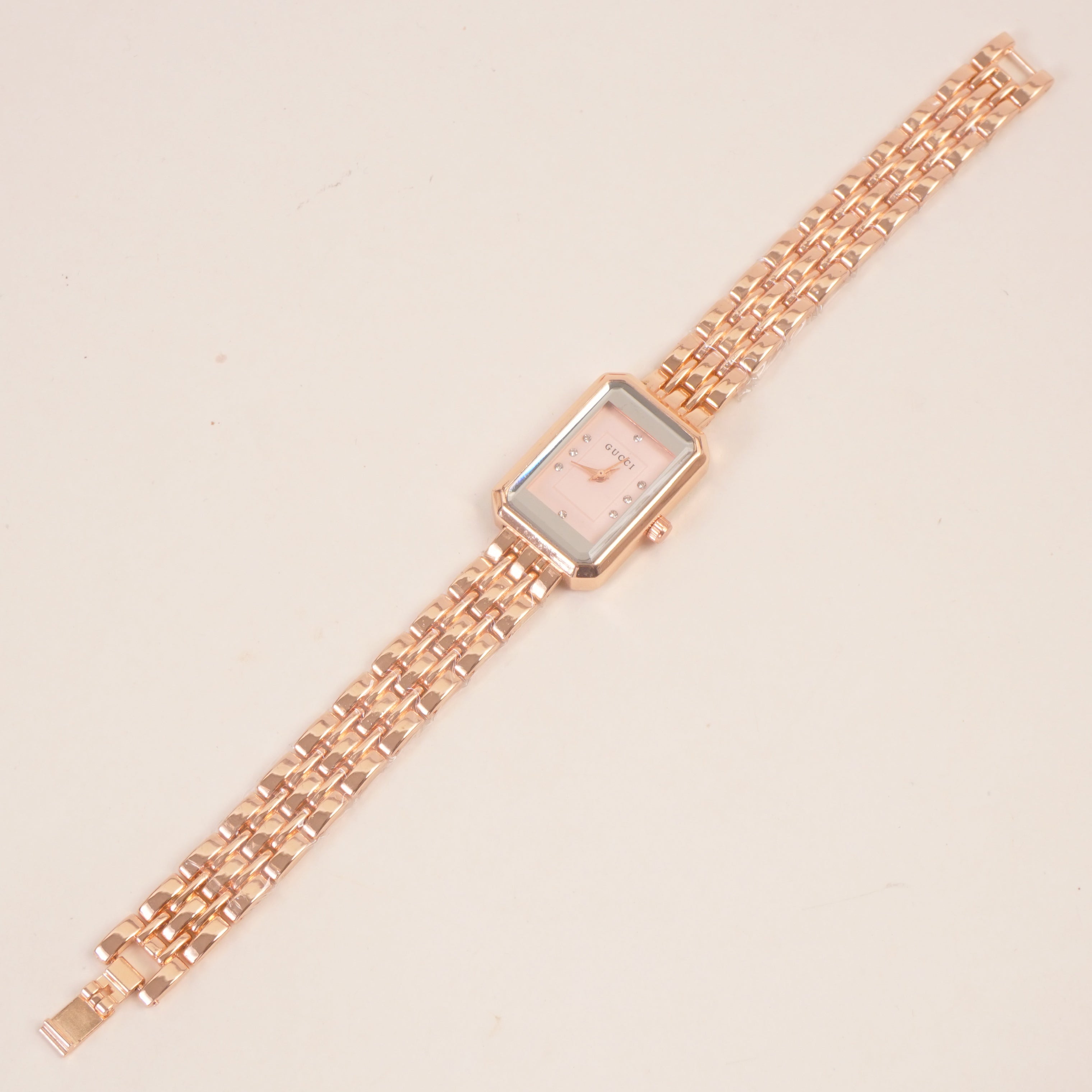 Women Stone Design Chain Wrist Watch Pink Dial