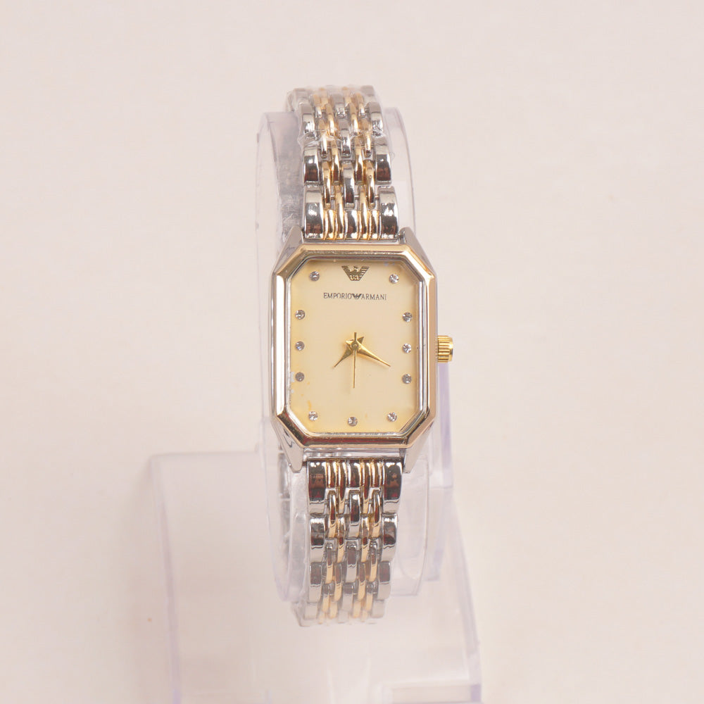 Two Tone Women Chain Wrist Watch Golden