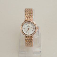 Women Stone Design Chain Wrist Watch White Dial