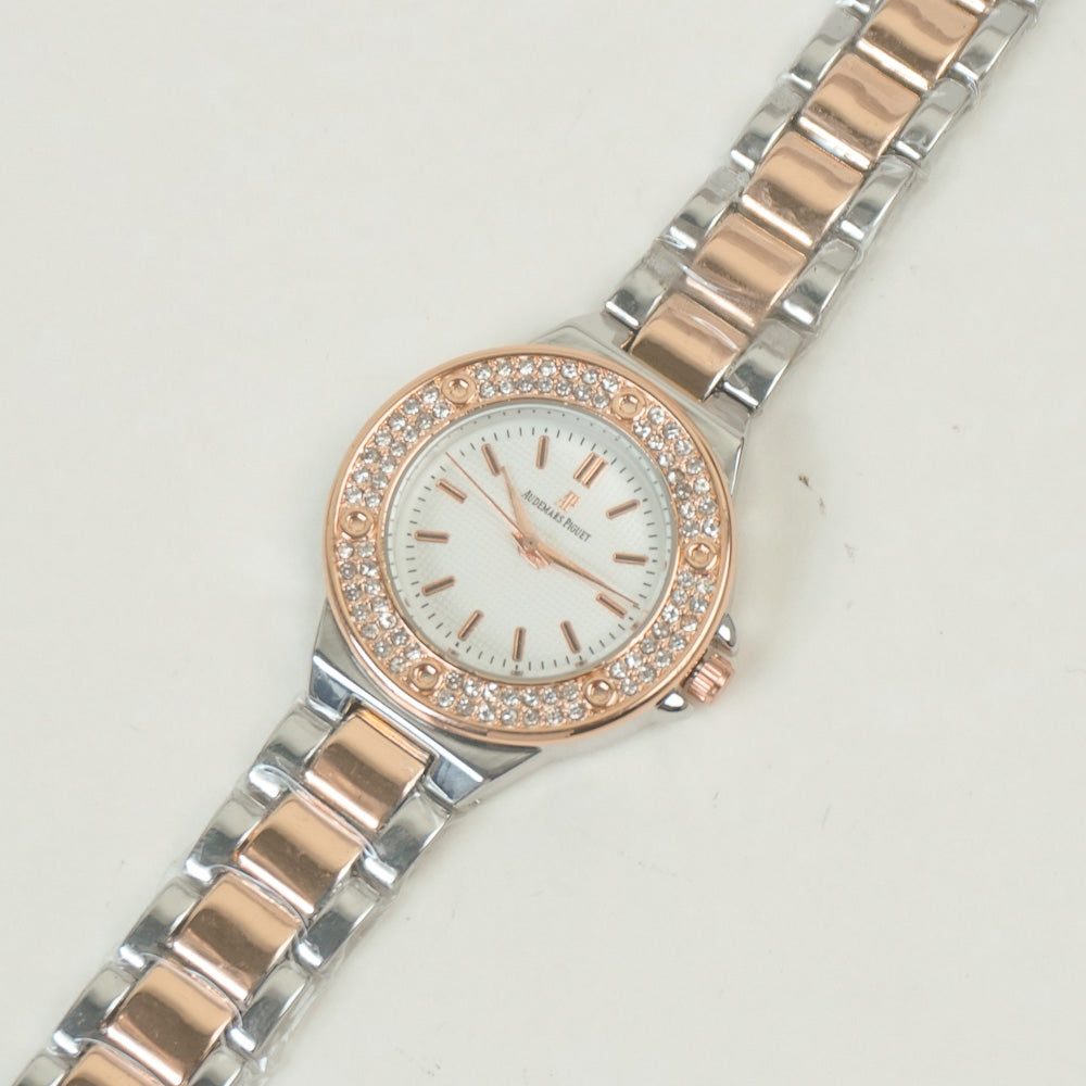 Two Tone Women Stone Design Chain Wrist Watch Rosegold White