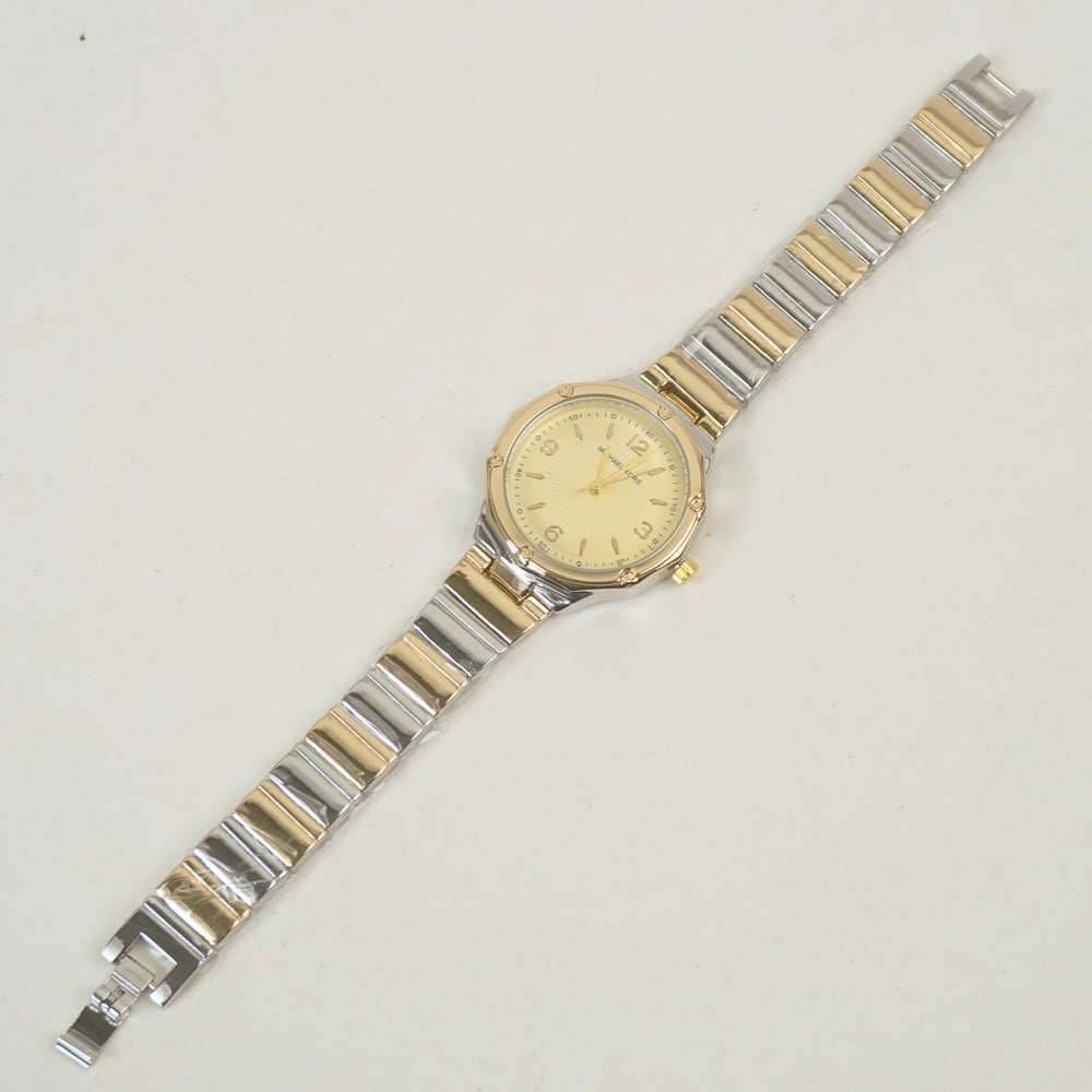 Two Tone Women Stone Design Chain Wrist Watch Golden