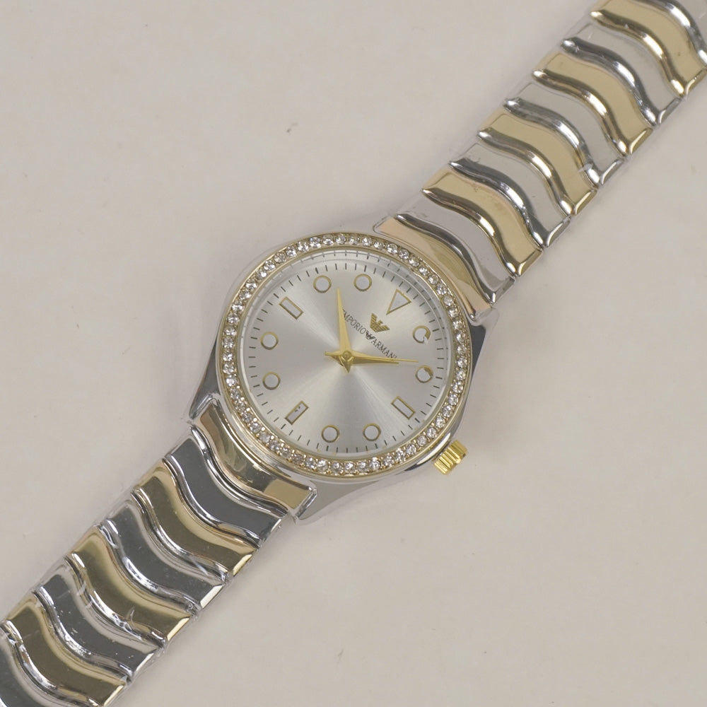 Two Tone Women Stone Design Chain Wrist Watch Golden With Silver Dial