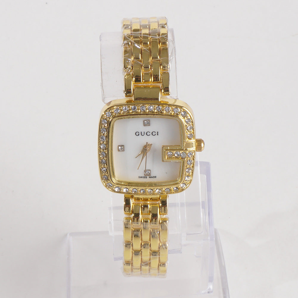 Women Stylish Chain Wrist Watch Golden With White Dial