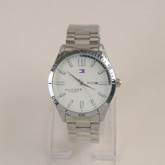 Man's Wrist Watch Silver White