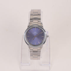 Woman Chain Wrist Watch Silver Blue