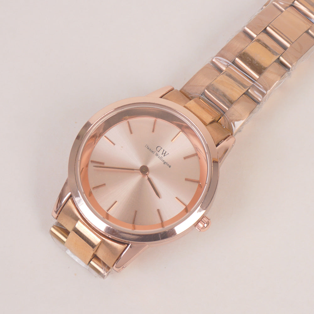 Woman Chain Wrist Watch Rosegold Dial