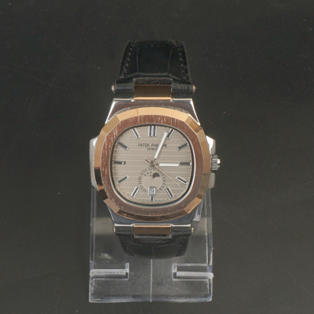 Man's Wrist Watch Rosegold with Black Straps