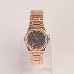 Woman Stone Design Chain Wrist Watch With Black Dial