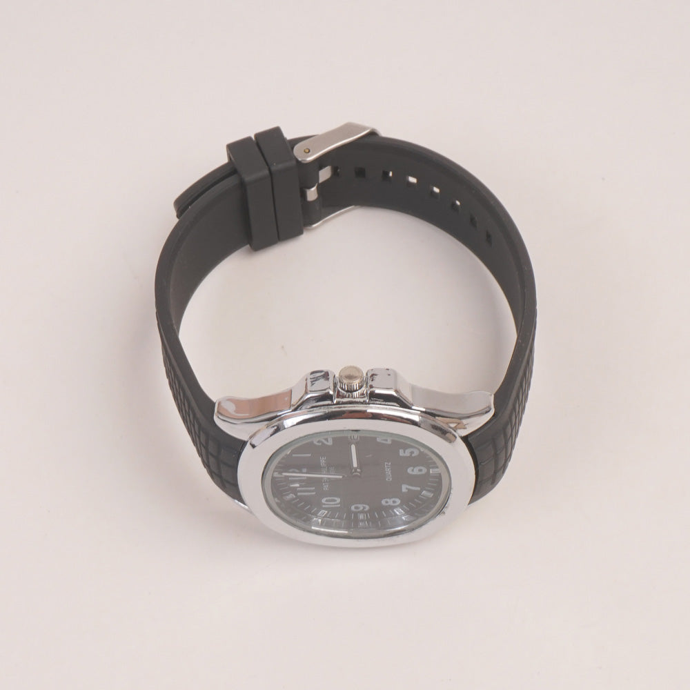 Black Strap Silver Dial Man's Wrist Watch PP