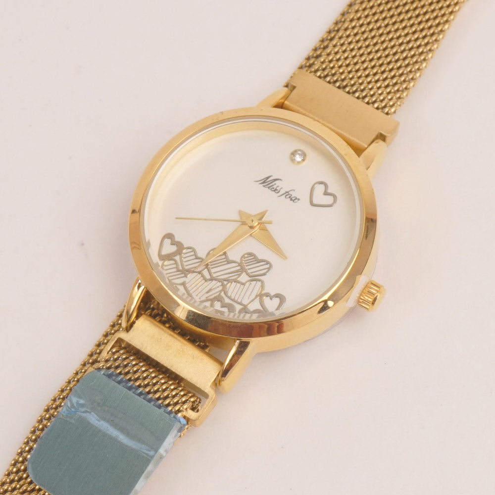 Woman Fancy Chain Watch Golden