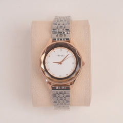 Woman Silver Chain Watch With White Dial