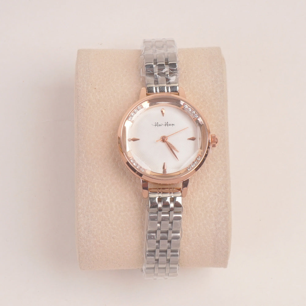 Woman Silver Chain Watch With White Dial