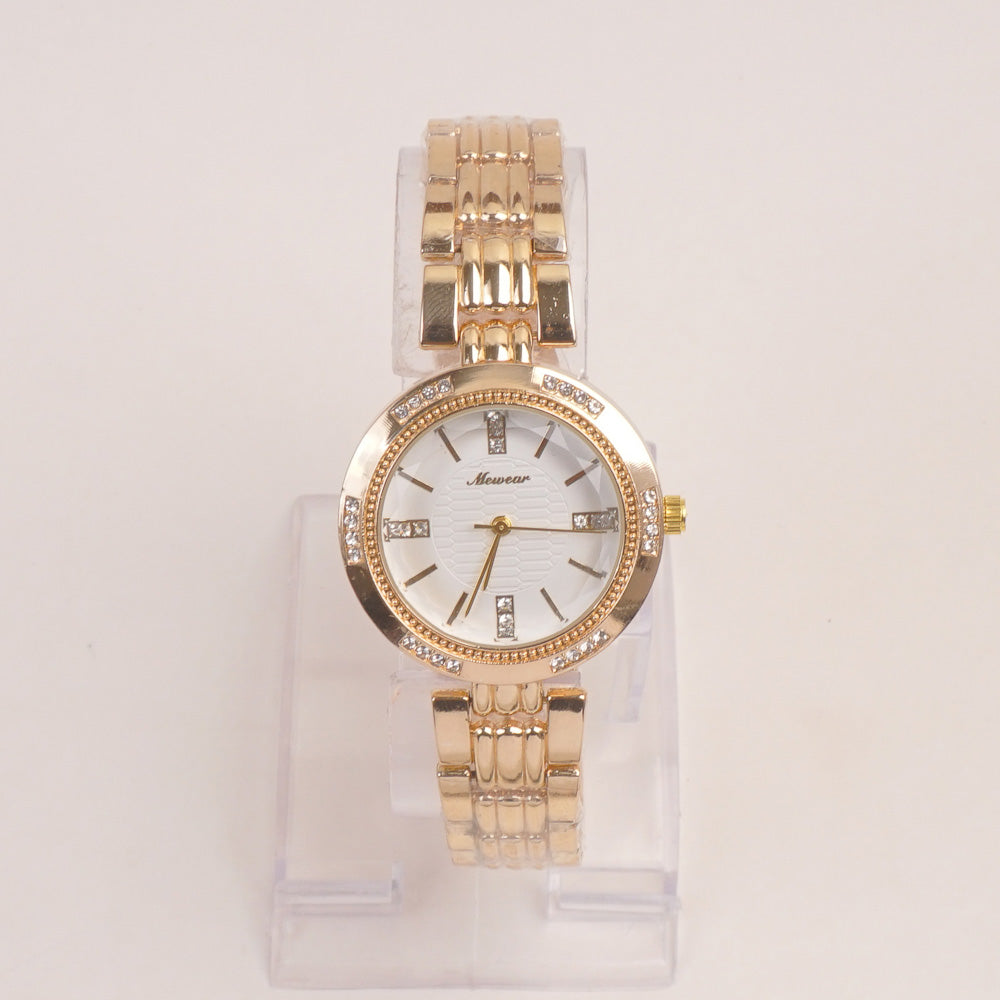 Woman Golden Chain Watch With White Dial