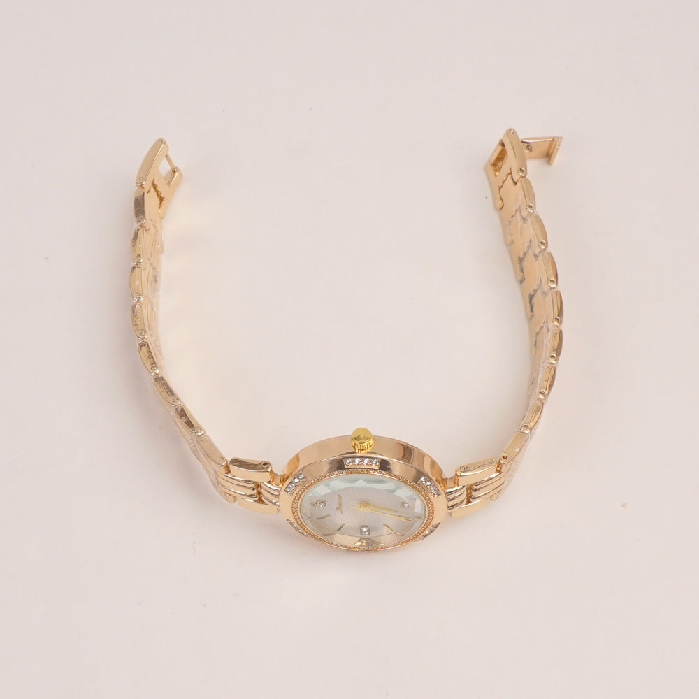 Woman Golden Chain Watch With White Dial