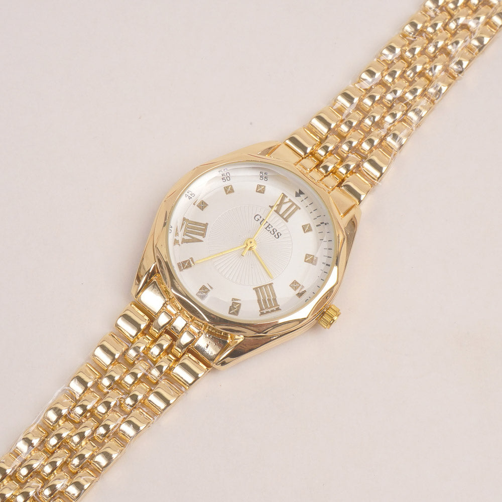 Woman Golden Chain Watch With White Dial