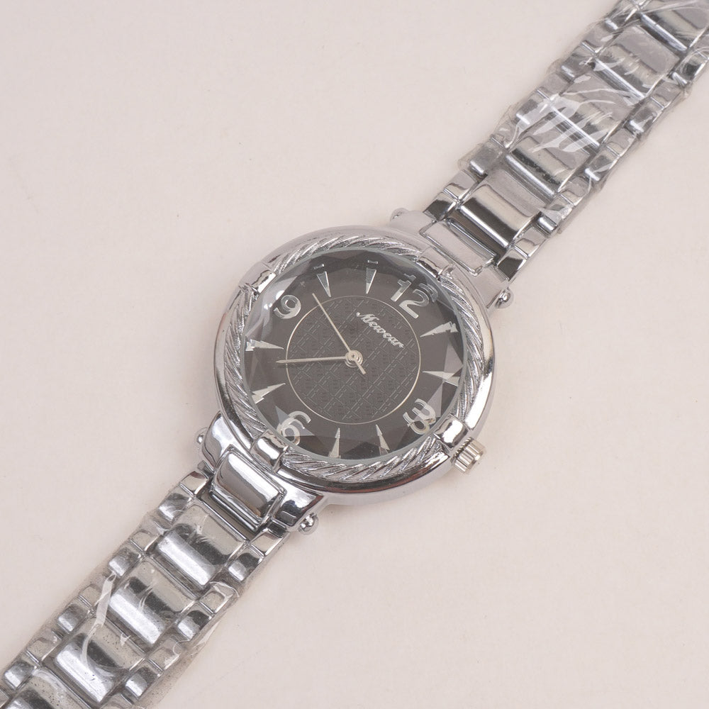 Woman Silver Chain Watch With Black Dial