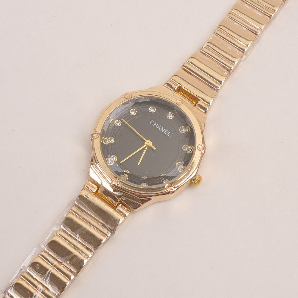 Woman Golden Chain Watch With Black Dial