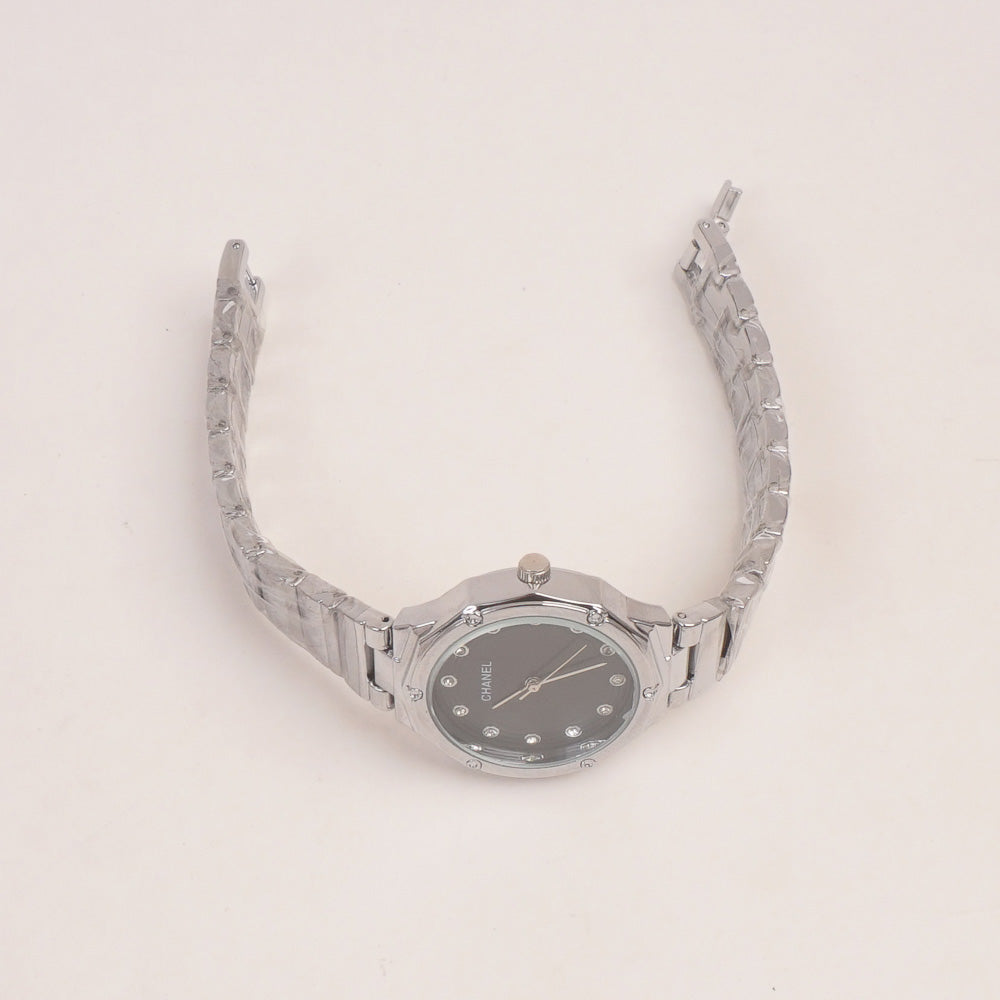 Woman Silver Chain Watch With Black Dial