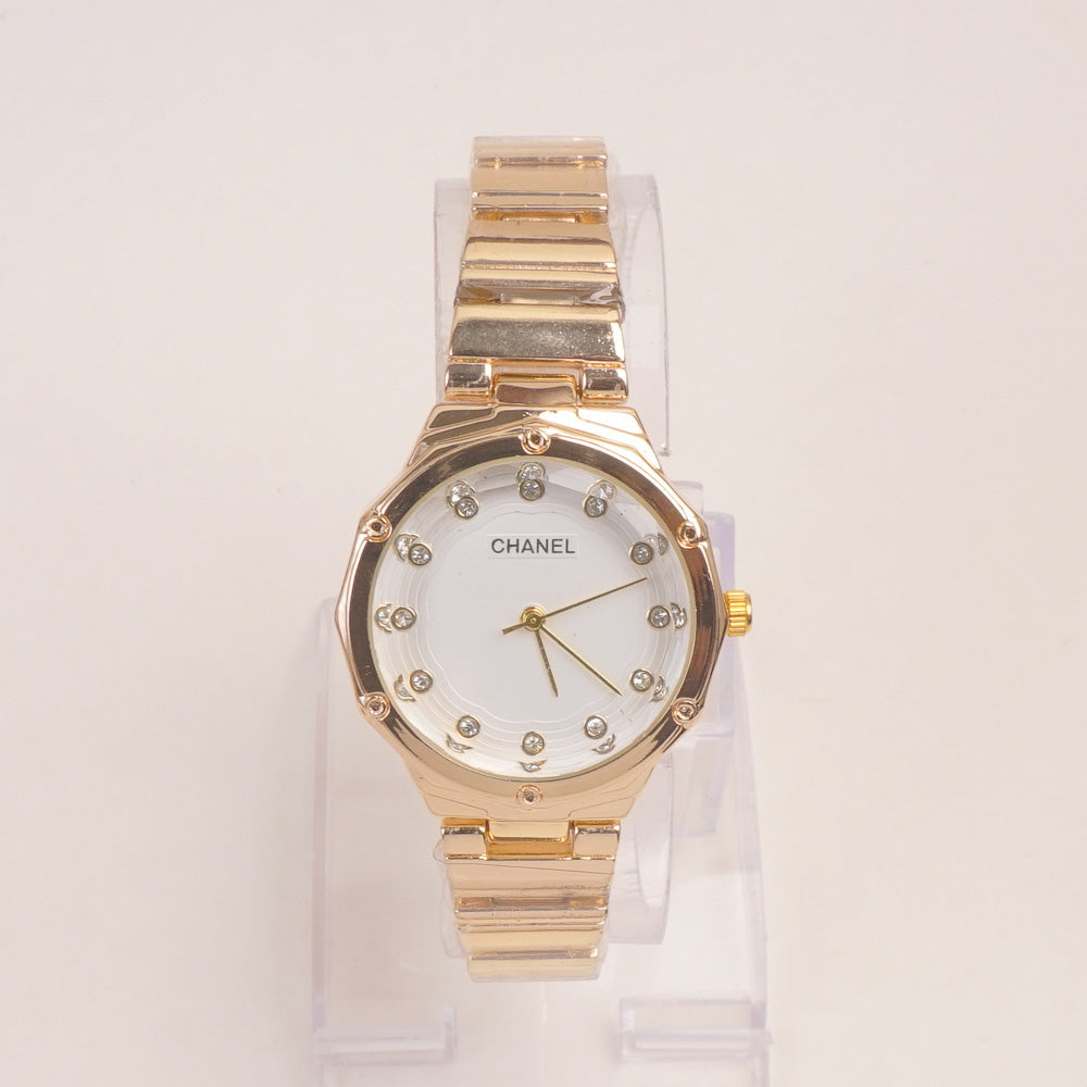 Woman Golden Chain Watch With White Dial