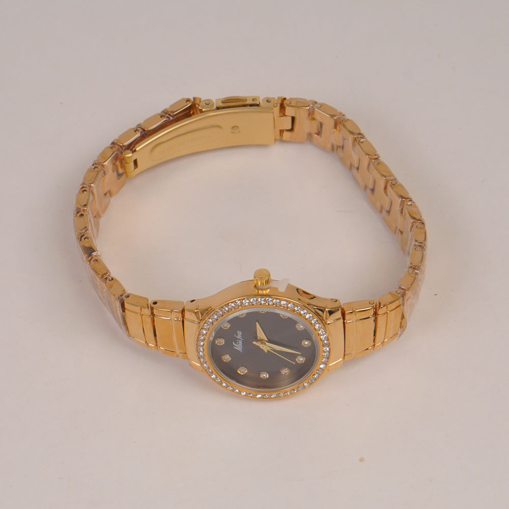 Woman Golden Chain Watch With Black Dial