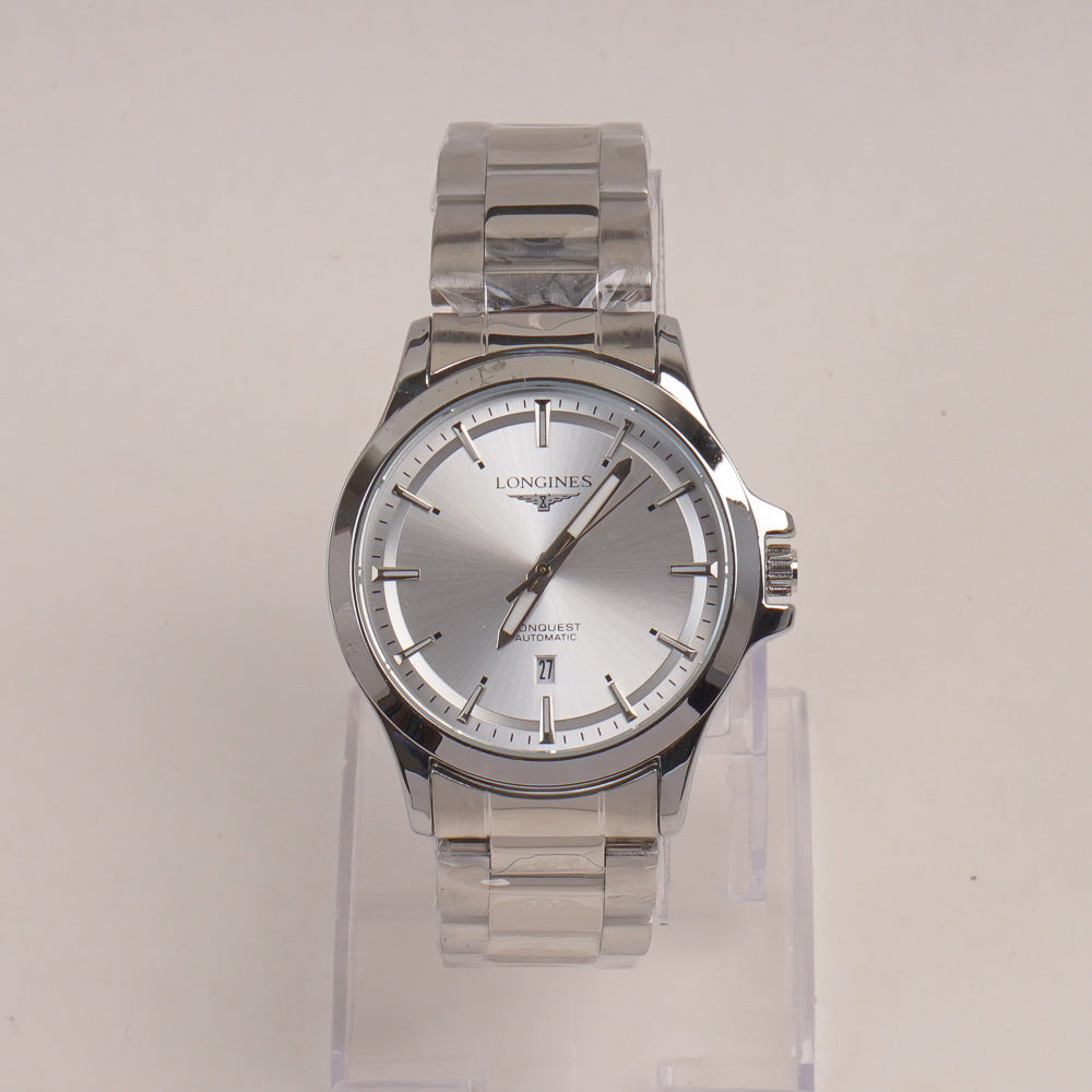 Man Silver Chain Watch With Silver Dial