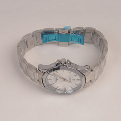 Man Silver Chain Watch With Silver Dial