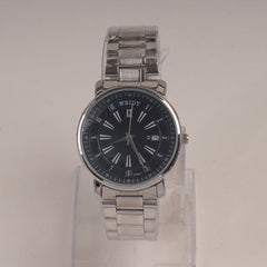 Mans Silver Chain Wrist Watch with Black Dial