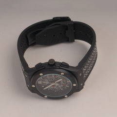 Black Straps Mans Watch With Black Dial