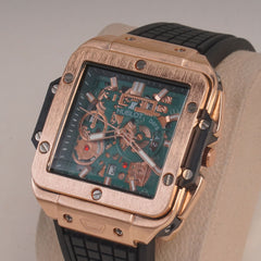 Black Straps Mans Watch With Rosegold Dial