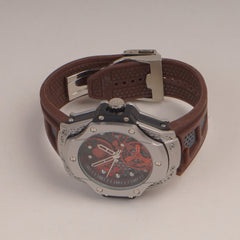 Brown Straps Mans Watch With Silver Dial