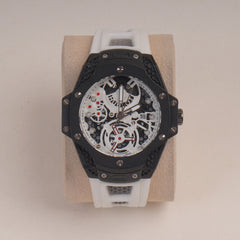 White Straps Mans Watch With Black Dial