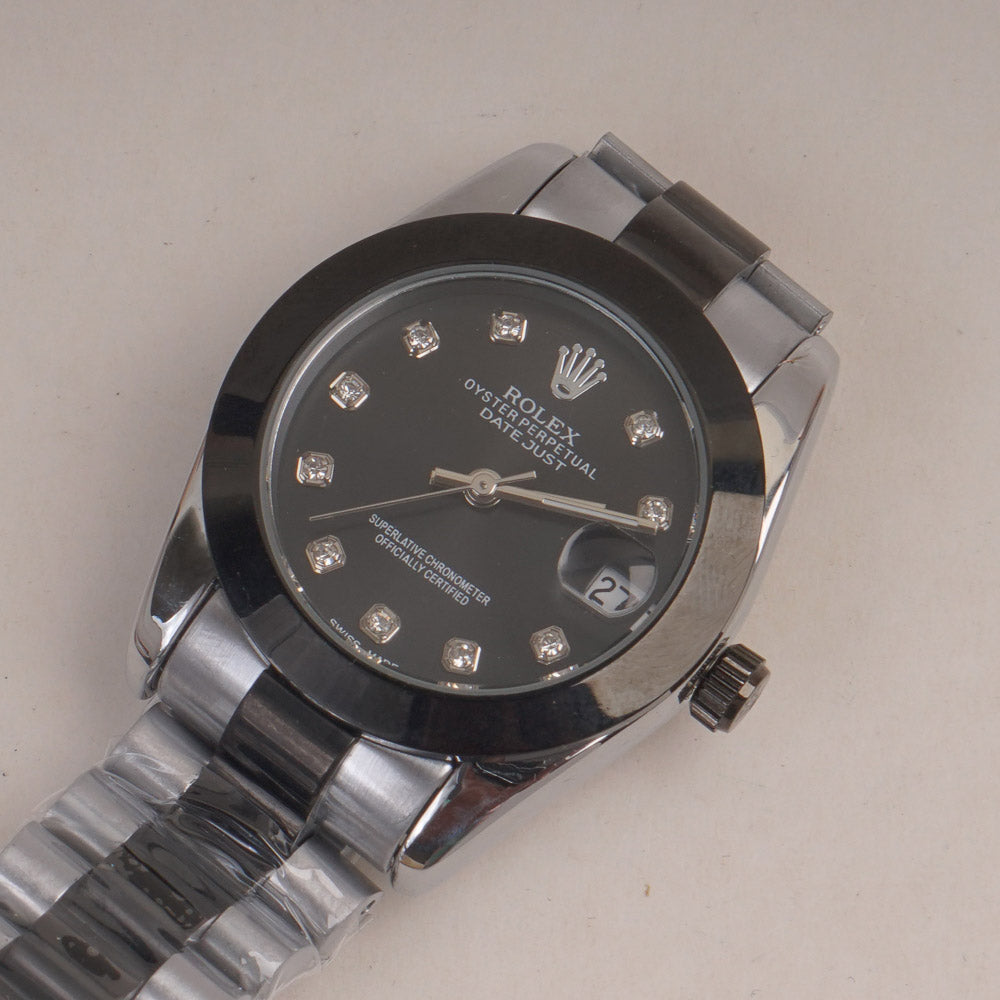 Two Tone Womans Silver Chain Wrist Watch With Black Dial