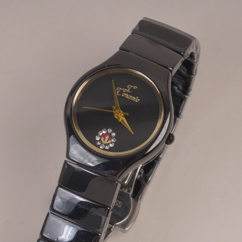 Woman Ceramic Design Chain Watch Black Dial Golden Ring