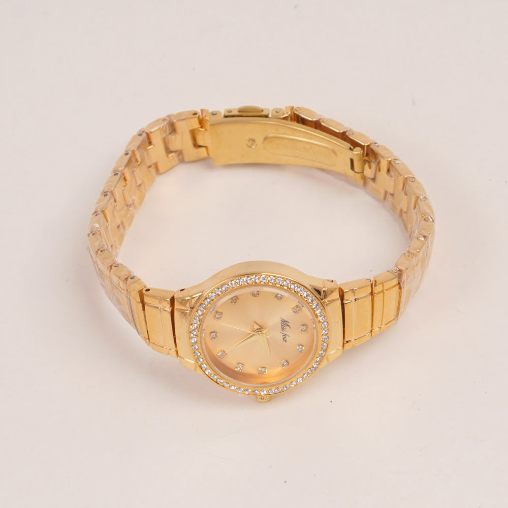 Woman Golden Chain Watch With Golden Dial