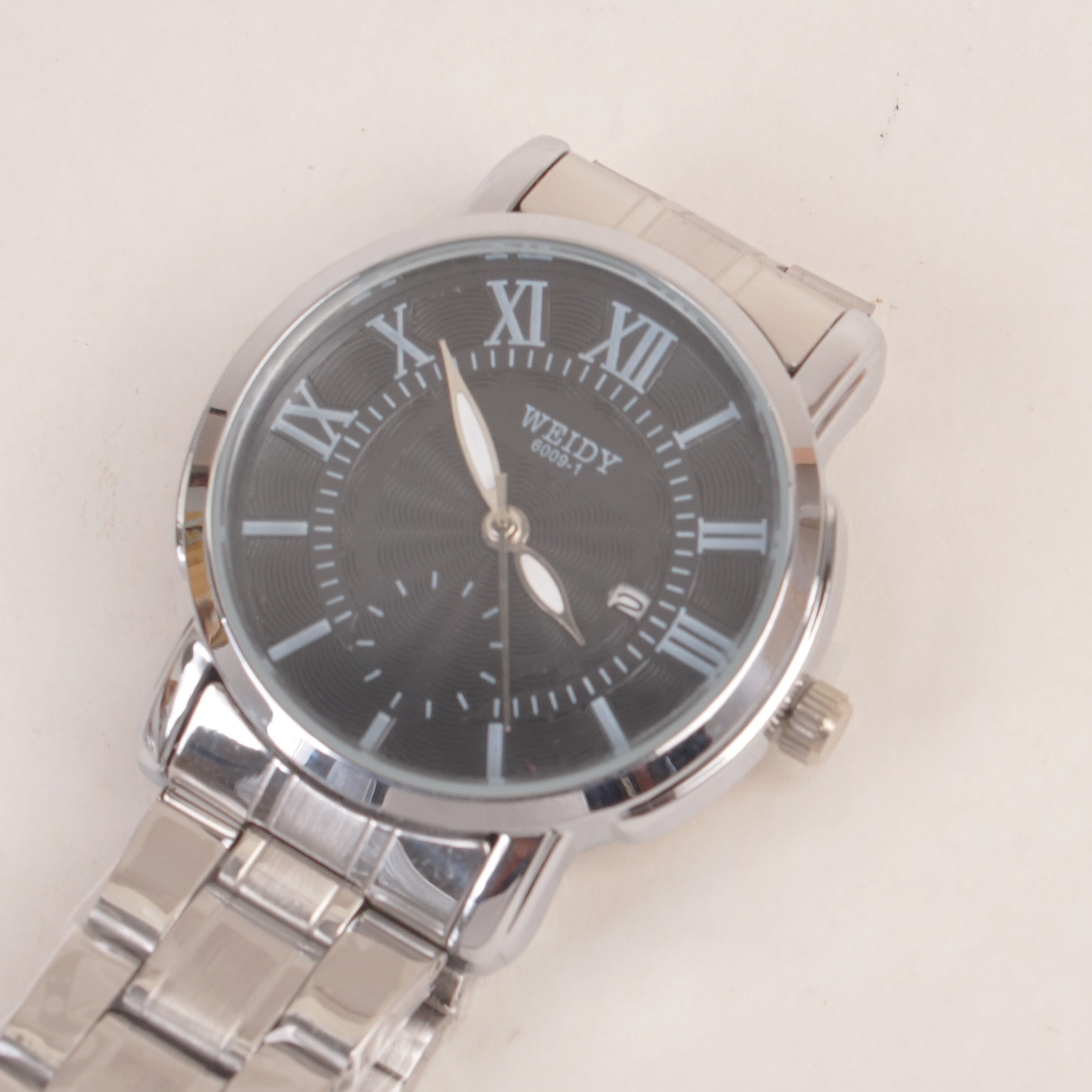 Silver Chain Womans Watch Black Dial