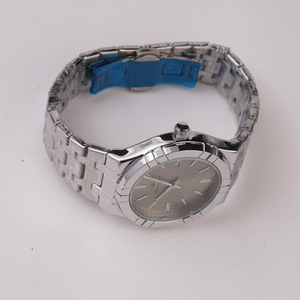 Silver Chain Mans Wrist Watch Silver Dial