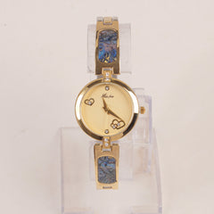 Woman Fancy Chain Watch Golden