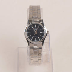 Woman Chain Watch Silver Black
