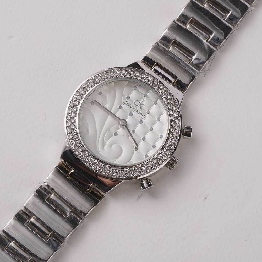 Women Stylish Chain Wrist Watch Silver White