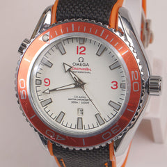 Men's Analogue Wrist Watch White Dial Black Orange strap