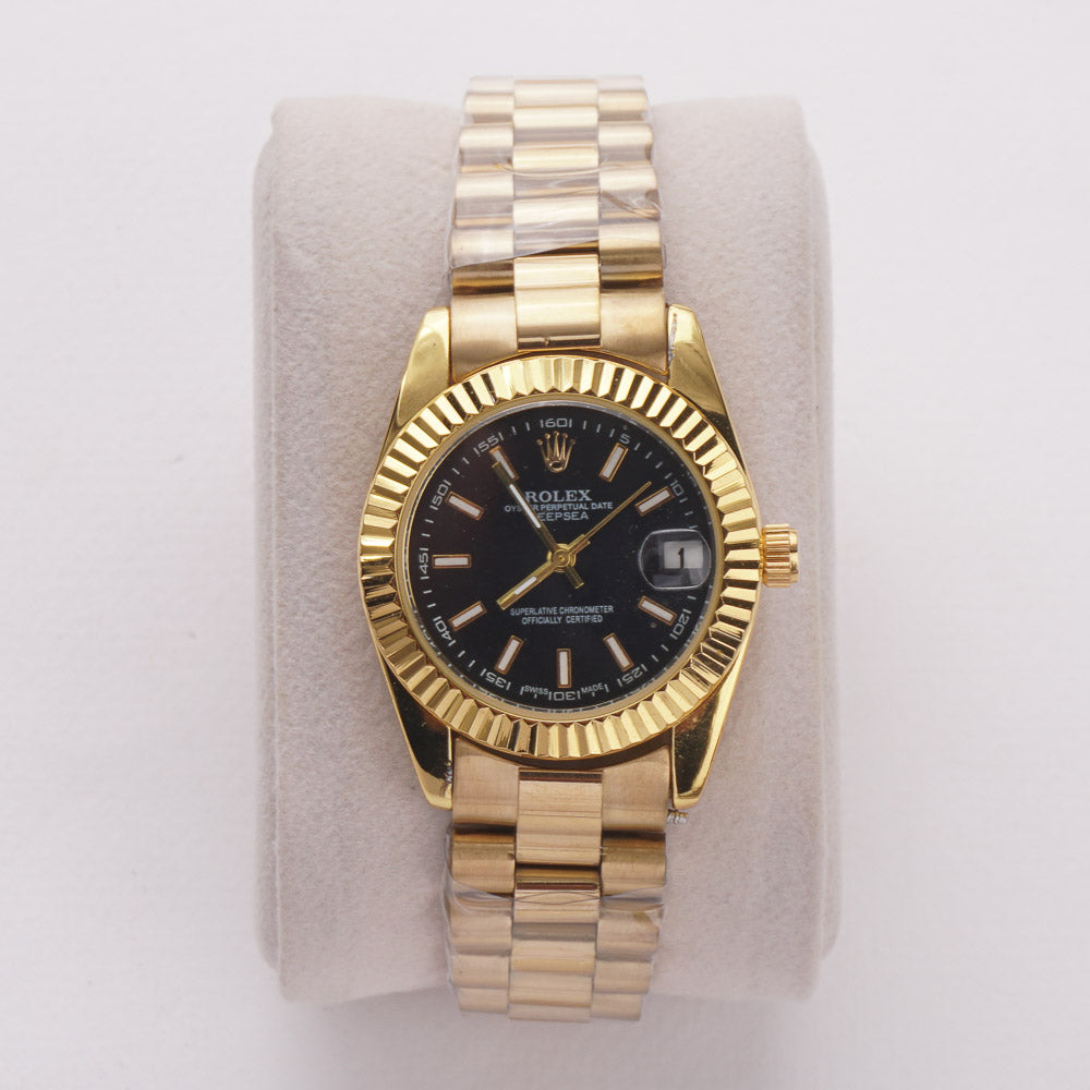 Women's Chain Wrist Watch Golden Black Dial