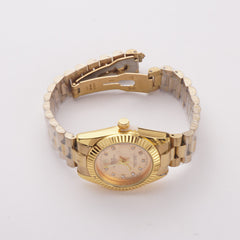 Women's Chain Wrist Watch Golden G Dial