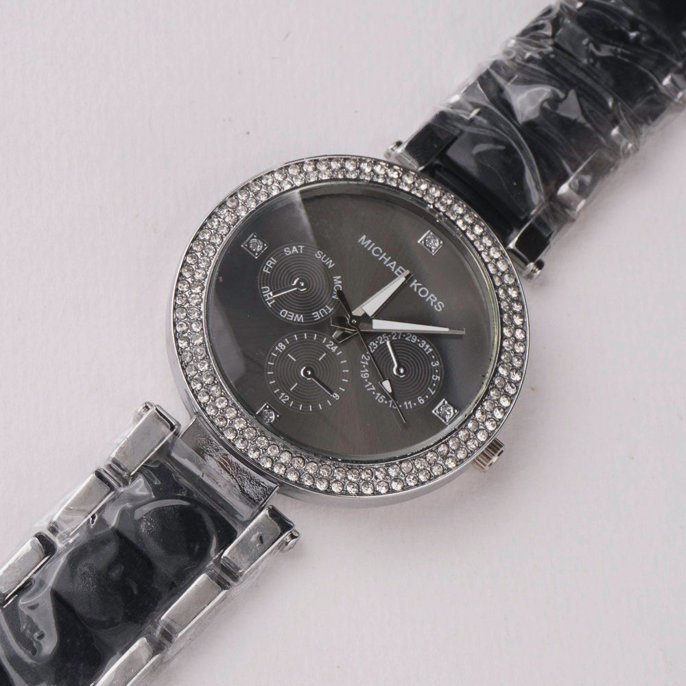 Women Chain Wrist Watch Silver Black
