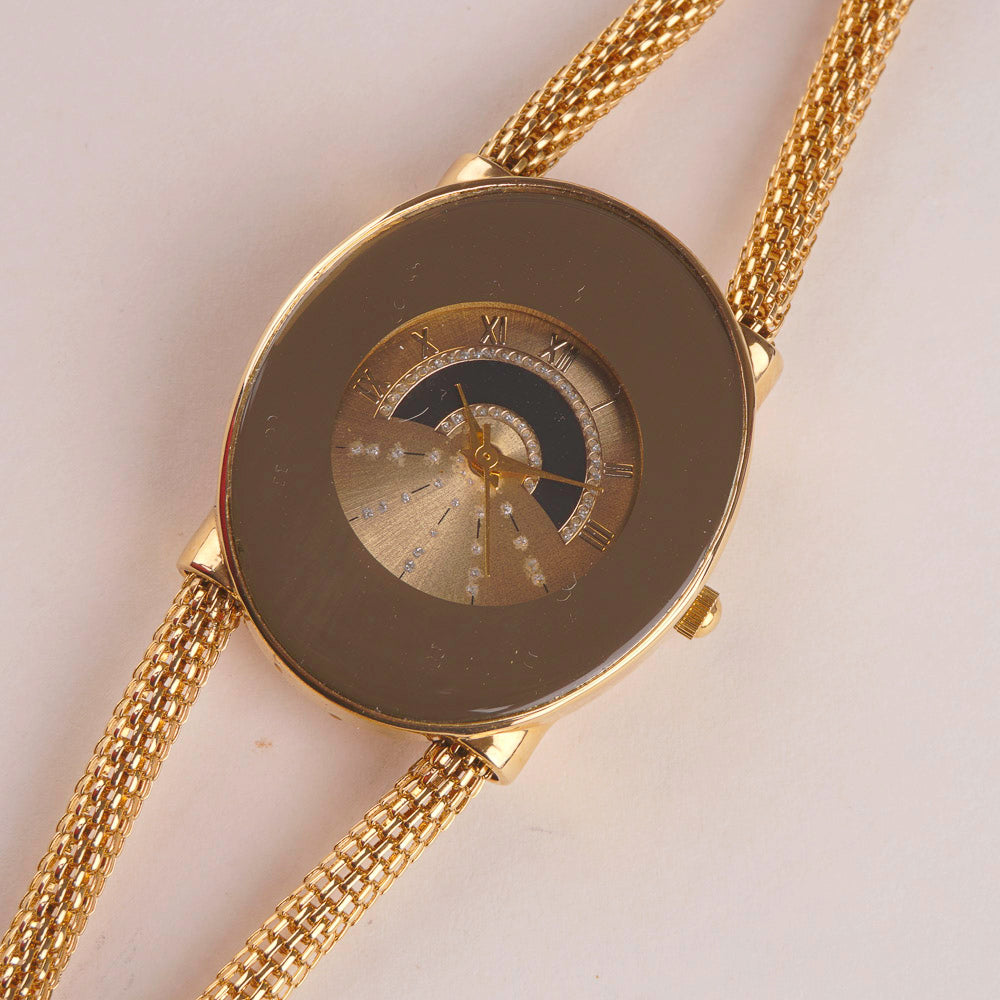 Women's Stylish Chain Watch Golden G