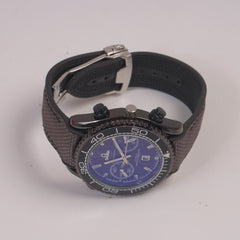 Man's Wrist Watch Black Dial with Grey Straps