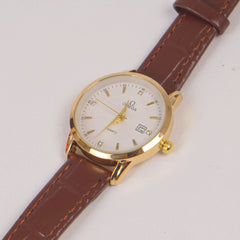 Woman Golden Dial Watch with Brown Straps OMG