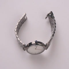 Women Stylish Chain Wrist Watch Black With White Dial