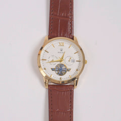 Man's Wrist Watch Golden with Brown Straps White