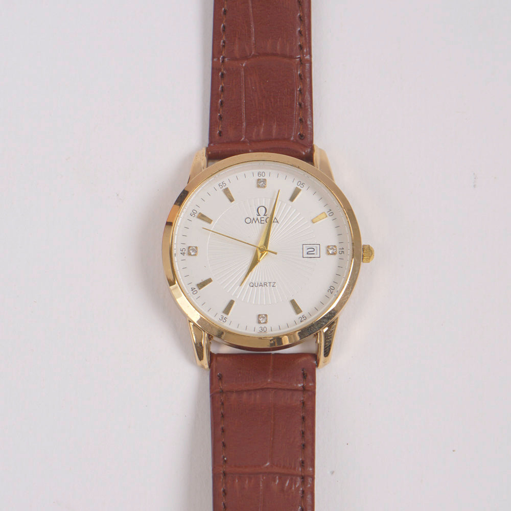 Man's Wrist Watch Golden with Brown Straps White