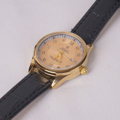 Woman Golden Dial Watch with Black Straps